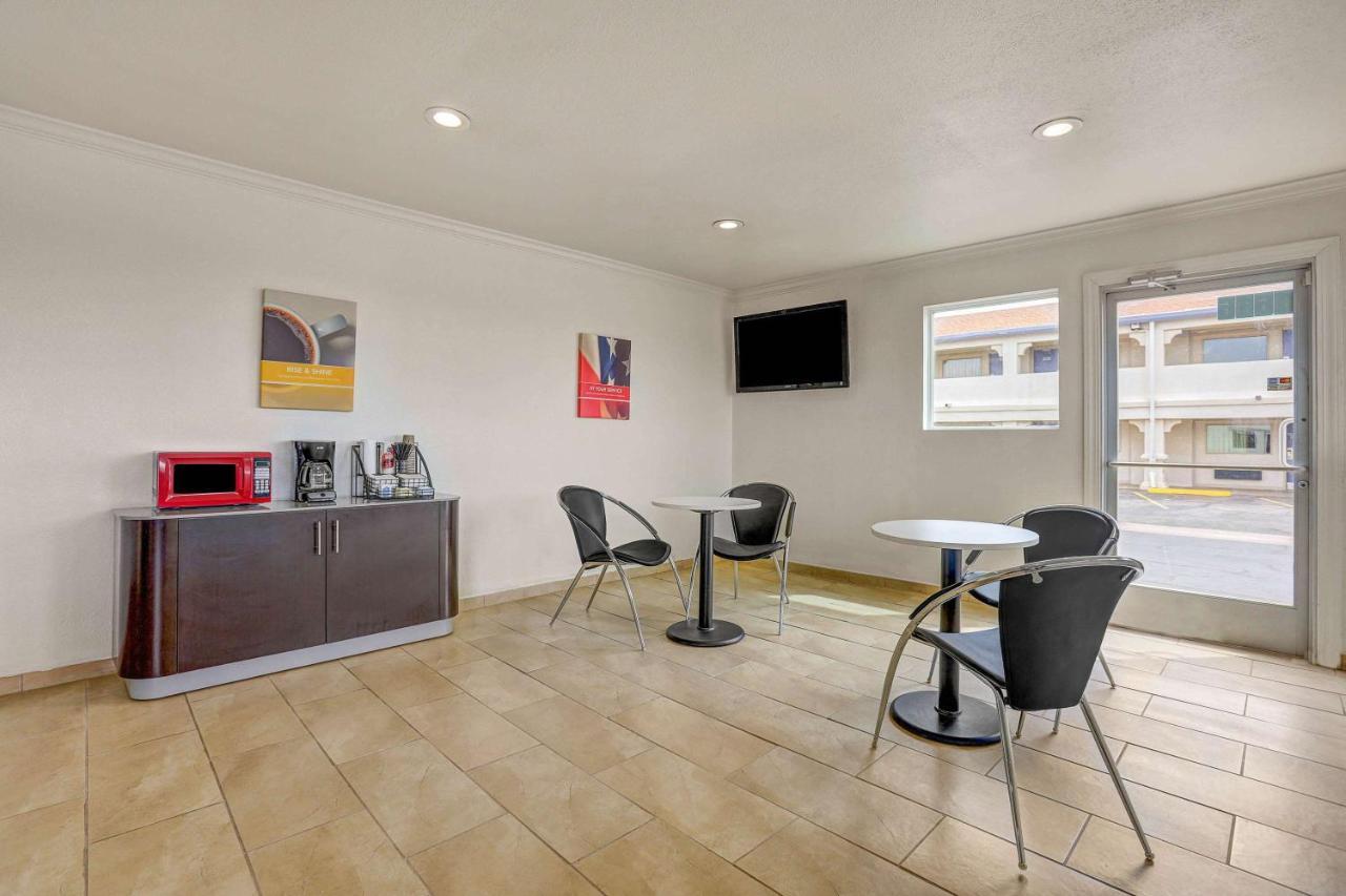 Motel 6-Clovis, Nm Luaran gambar